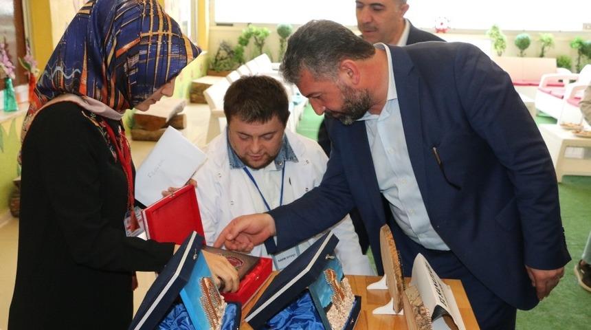 Koordinasyon merkezinde 370 yaşlı ve engelli kurs g&ouml;r&uuml;yor