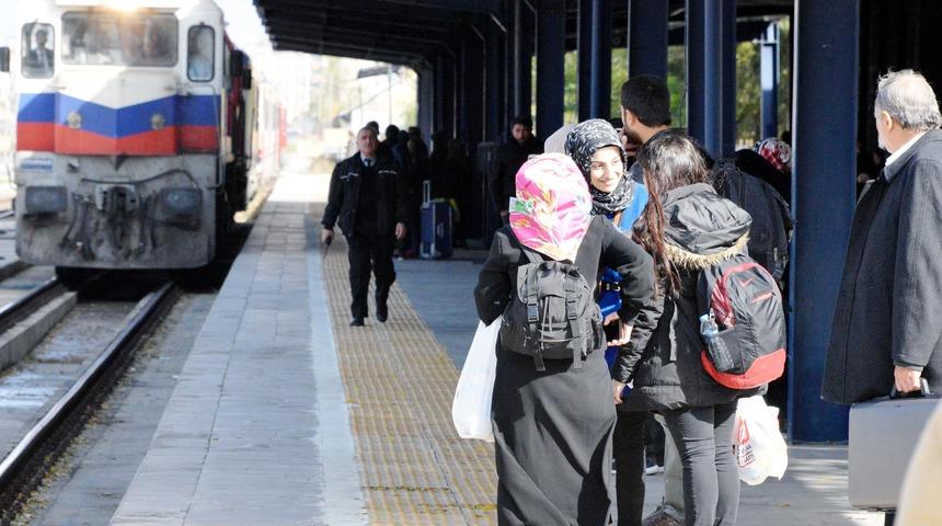 TURİSTİK DOĞU EKSPRESİ BİLET FİYATLARI 2023: Doğu Ekspresi bilet fiyatları ne kadar, kaç TL? İlk seferi 11 Aralık’ta yapacak