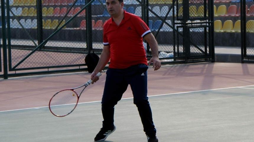 Gen&ccedil;lik Hizmetleri ve Spor İl M&uuml;d&uuml;r&uuml; Murat Eskici: