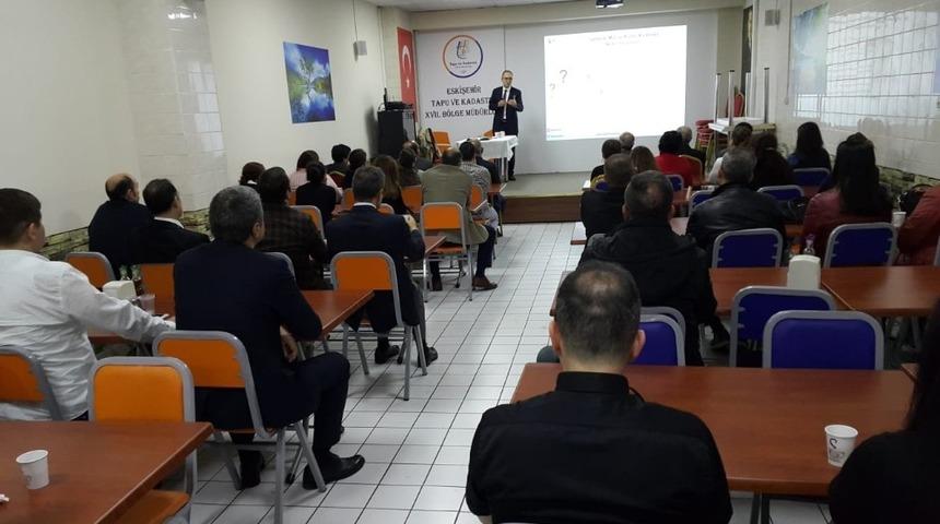 &rsquo;Aile i&ccedil;i şiddet" semineri verildi