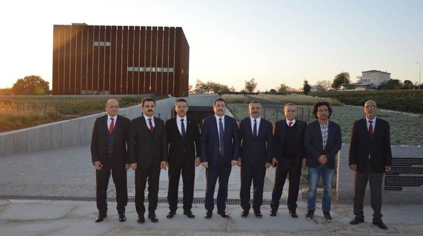 Sayıştay Başkanı Seyit Ahmet Baş, Troya  M&uuml;zesini ziyaret etti