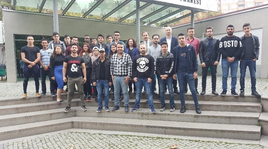 Karaelmas T&Ouml;MER &ouml;ğrencileri k&uuml;t&uuml;phaneyi ziyaret etti