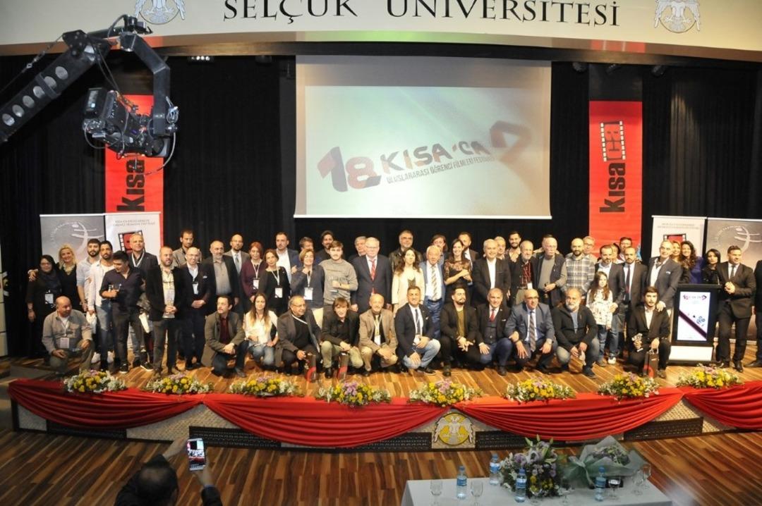 Kısa-Ca &Ouml;ğrenci Filmleri Festivali &ouml;d&uuml;lleri sahiplerini buldu