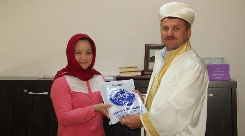 Sakarya&rsquo;da farklı dinlere mensup 4 kişi M&uuml;sl&uuml;man oldu