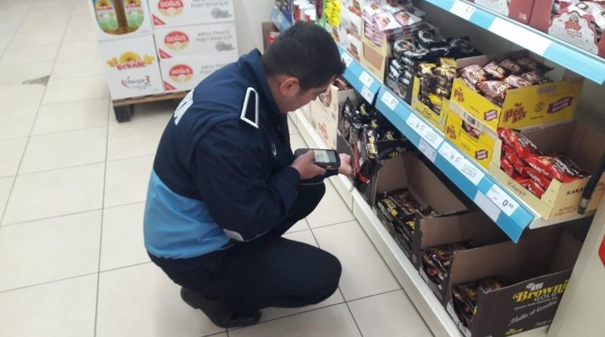 Burhaniye&rsquo;de marketlere zabıta denetimi
