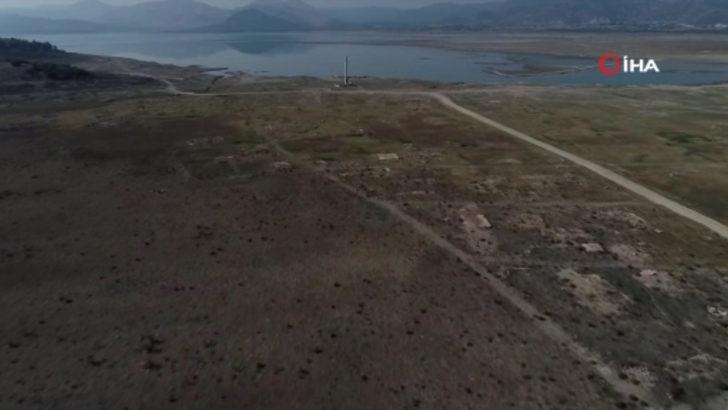 Sular çekilince kayıp köy ortaya çıktı! G4