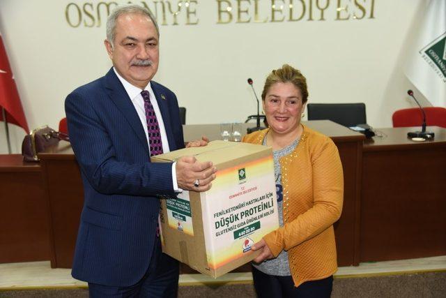 Osmaniye’de fenilketonüri hastalarına glutensiz gıda yardımı