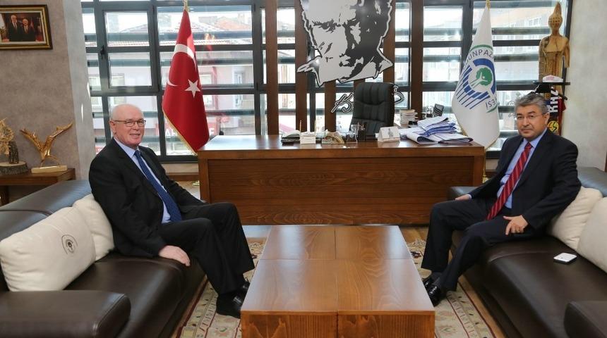 Erdin&ccedil; Yılmaz&rsquo;dan Kazım Kurt&rsquo;a iade-i ziyaret