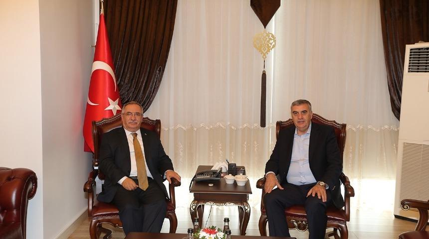 Başkan To&ccedil;oğlu&rsquo;ndan, Vali Nayir&rsquo;a ziyaret