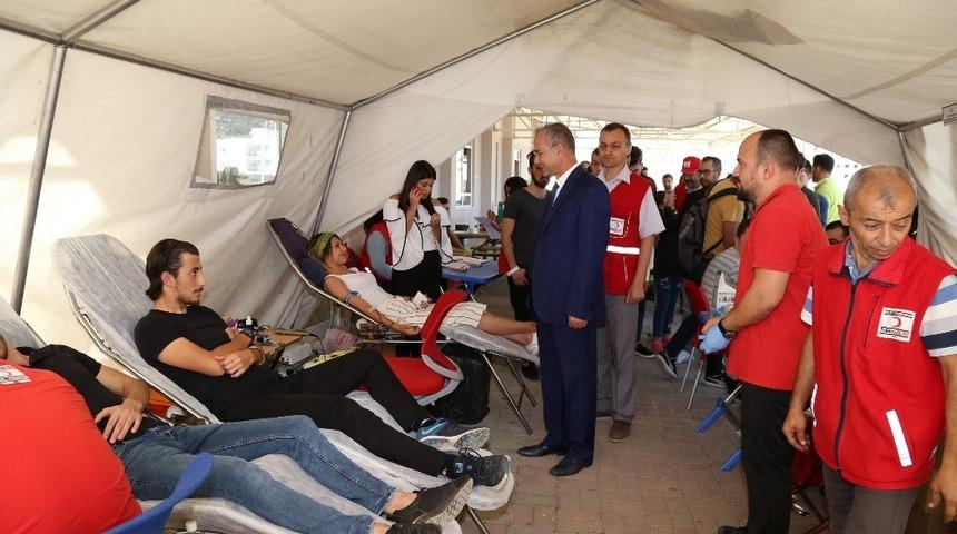 ALK&Uuml; kan bağışladı