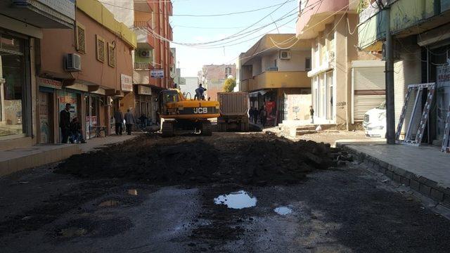 Silopi’de ara sokak çalışmaları devam ediyor