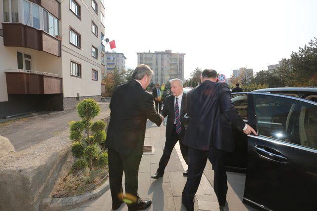 Vali Kamçı’dan KAYSO ve Talas Belediyesine Veda Ziyareti