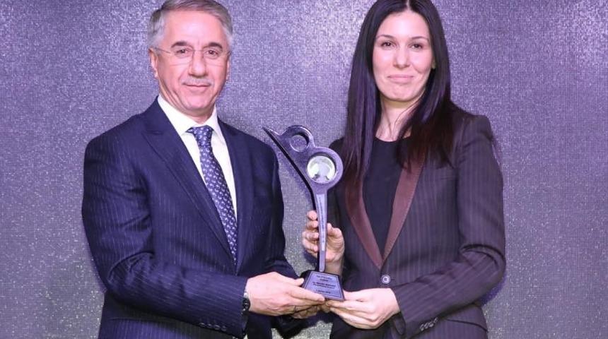 Yanılmaz, "Yılın En Başarılı İl Belediye Başkanı" se&ccedil;ildi