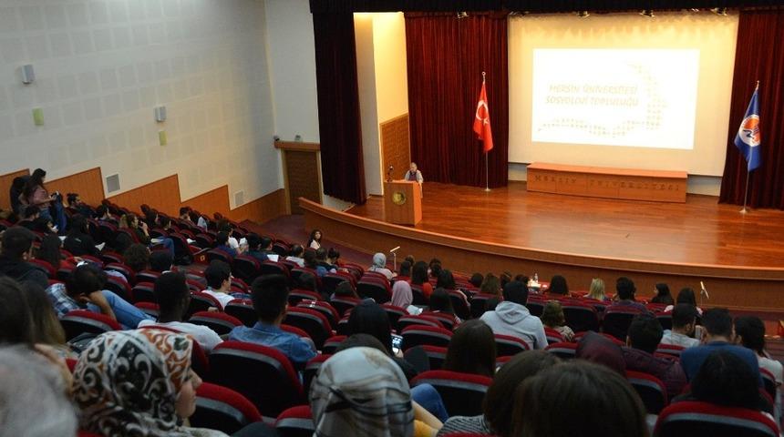 ME&Uuml;&rsquo;de &rsquo;Sosyoloji G&uuml;nleri&rsquo; etkinliği