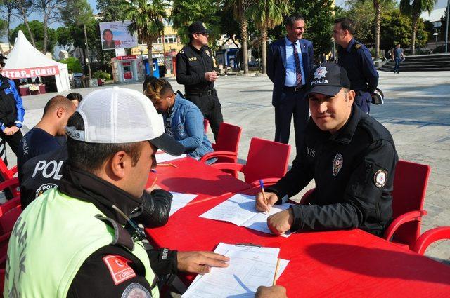 Polislerden örnek kan bağışı