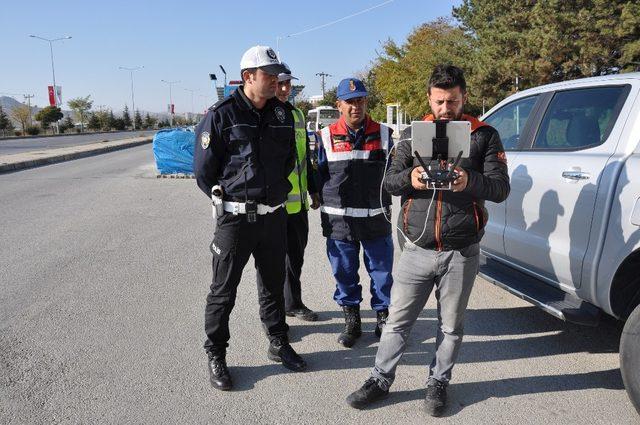 Sungurlu polisinden drone’lu trafik uygulaması