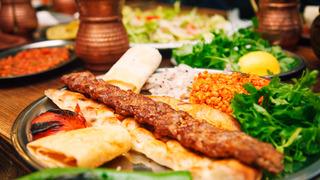 Urfa kebap tarifi! Şanlıurfa'nın eşsiz lezzeti Urfa kebabı nasıl yapılır, malzemeleri neler?