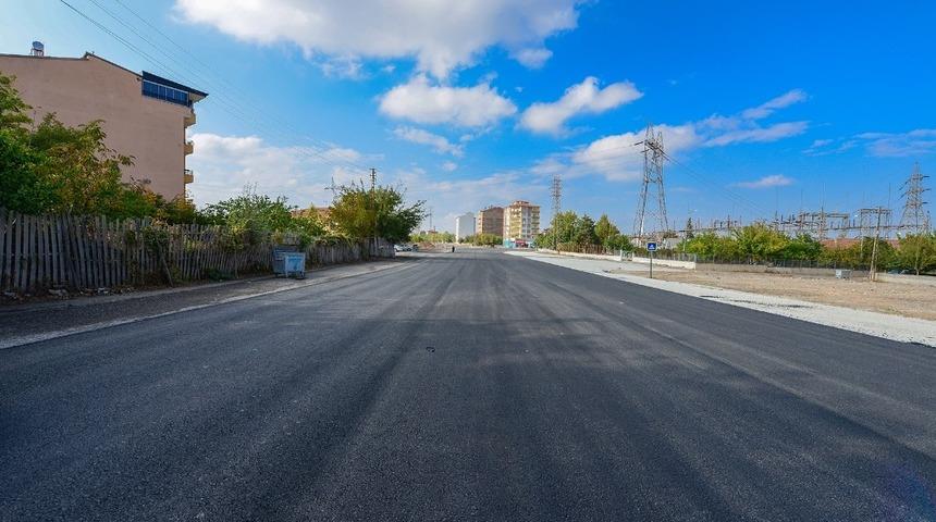 Büyükşehir trafo yolunu asfaltladı