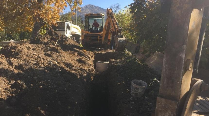 Eğirdir&rsquo;de kanalizasyon &ccedil;alışmaları