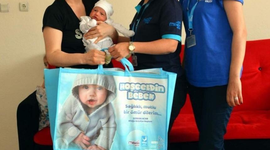 Aliağa&rsquo;da "hoş geldin bebek" projesi devam ediyor