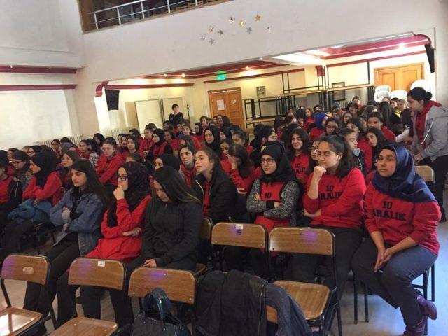 Özel İsfendiyar Anadolu Hastanesinden lise öğrencilerine hijyen eğitimi verildi