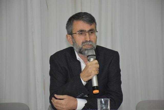 Sağlık ve Gıda Güvenliği Hareketi Başkanı Özer, Dursunbey’de konferans verdi