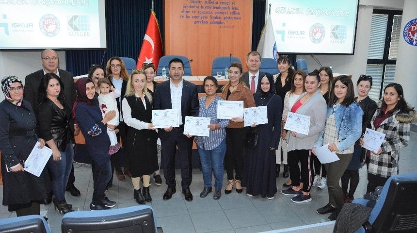 DTO girişimcilik eğitimleri s&uuml;r&uuml;yor