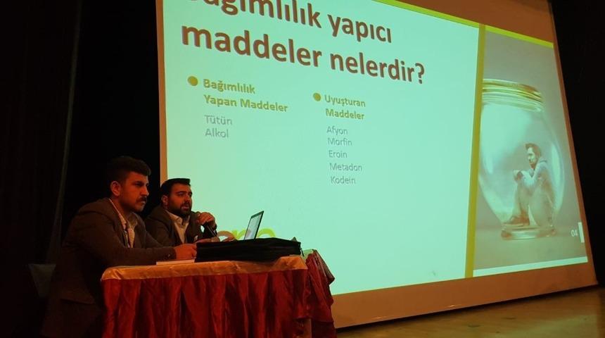 Tatvan&rsquo;da  &ldquo;bağımlılıkla m&uuml;cadele&rdquo; semineri