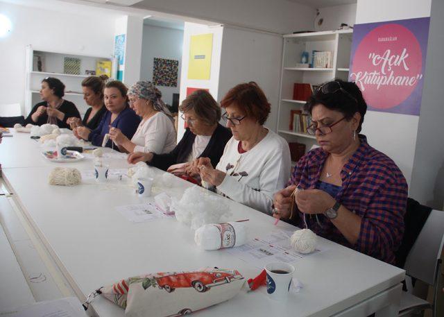 Maskeli bebeklerle kanser hastası çocuklara mutluluk taşıyacaklar