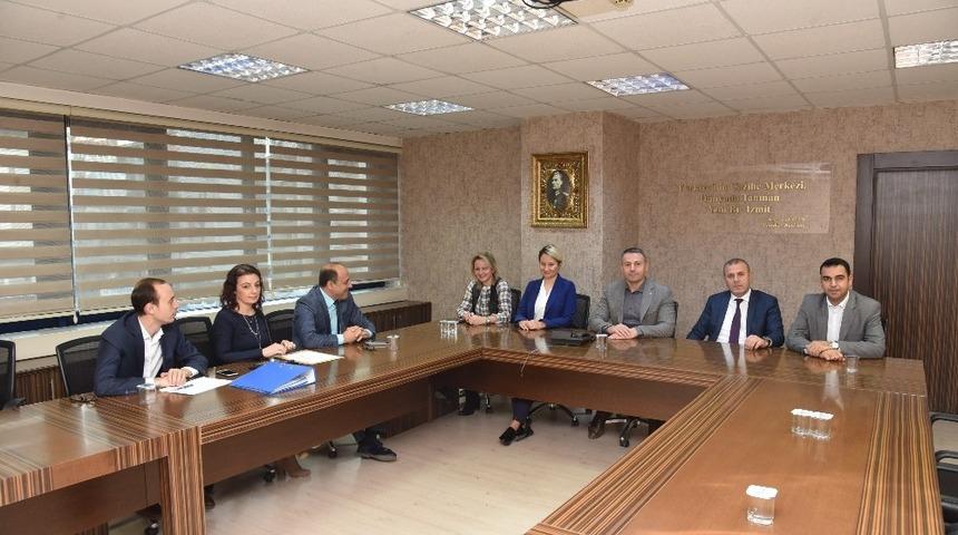 İzmit Belediyesi fotokopi makinası kiralayacak