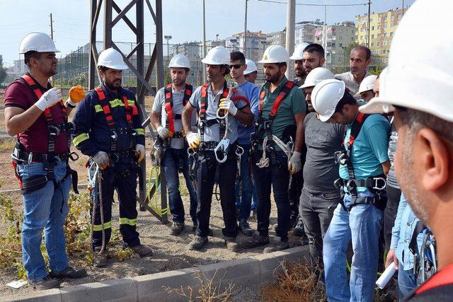 Dicle Elektrik’ten 3 bin 500 personele yüksekte çalışma eğitimi