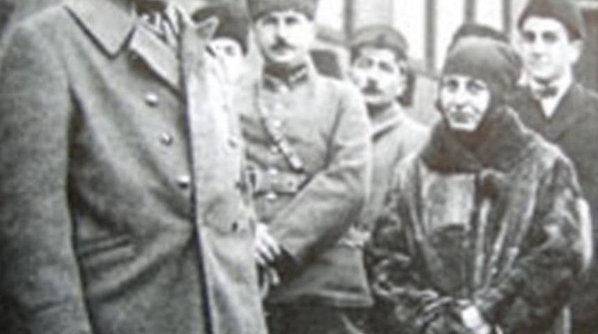 Aziziye y&uuml;zlerce ciltlik kahramanlık destanının yazıldığı yerdir