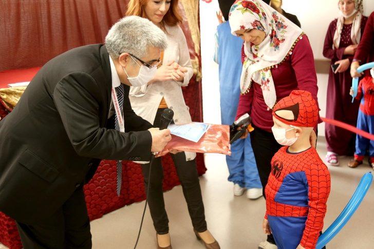Kayseri Şehir Hastanesi’nden Lösemili Çocuklara Moral Etkinliği G2