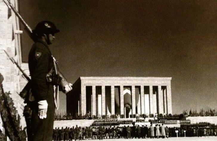 Atatürk'e son veda! İşte az bilinen 10 Kasım fotoğrafları G2