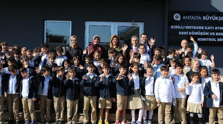 Antalya’da öğrenciler, ‘Sıfır atık’ dedi