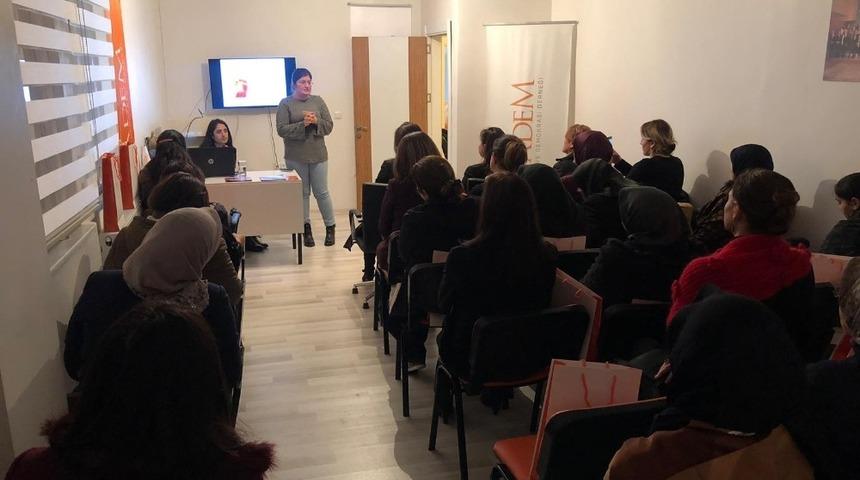 Iğdır&rsquo;da meme kanseri eğitimi