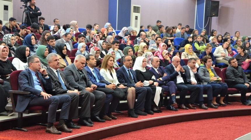 Erenler&rsquo;de &lsquo;Disleksi farkındalığı&rsquo; konferansı d&uuml;zenlendi