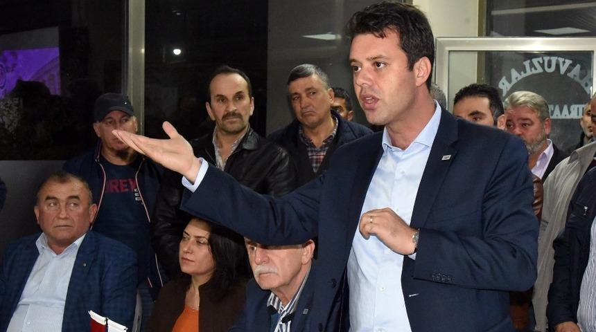 Başkan Sarıkurt Cumhuriyet Mahallesi sakinleriyle buluştu