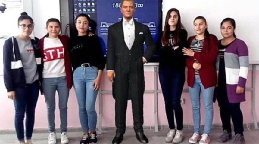 Atat&uuml;rk sevgisi fotoğraflara yansıyor