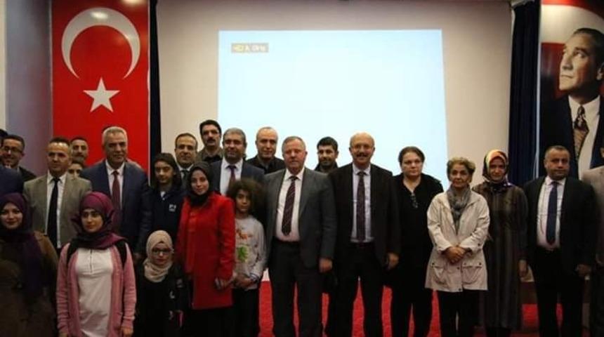 Yurt-Kur&rsquo;da &lsquo;kariyer&rsquo; semineri