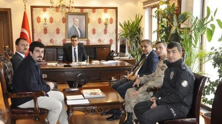 G&uuml;r&uuml;n&rsquo;de bağımlılıkla m&uuml;cadele toplantısı