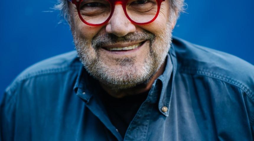 Toscani : İnsanlık için tasarlamayı düşünmek zorundayız