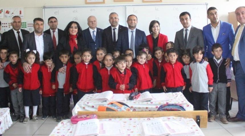 Trabzon Platformu ve SBK Holdingden eğitime destek