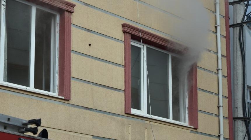 Fatsa&rsquo;da ev yangını korkuttu