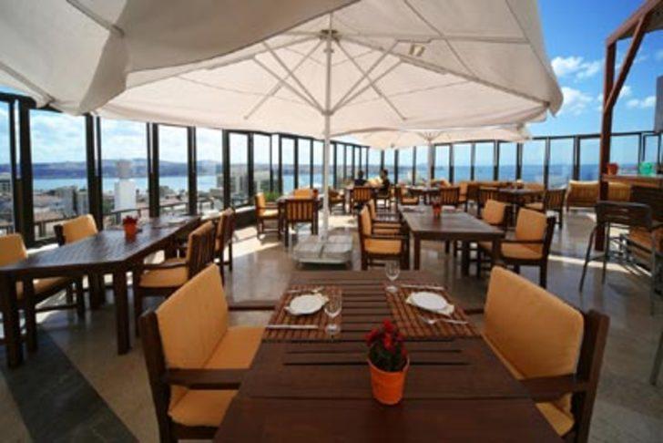 Artz Restaurant &amp; Terrace'ta Teras Keyfi
