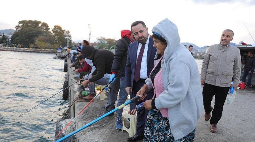 Başkan Aktepe: &ldquo;T&uuml;rkiye&rsquo;deki 36 ilden daha b&uuml;y&uuml;k bir il&ccedil;eyiz&rdquo;