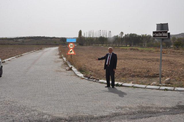 Frig Vadisi’nde yollar parke taşıyla kaplandı