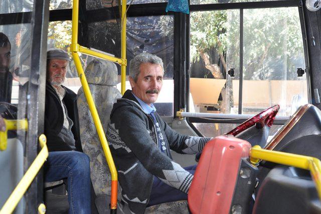 Şoför, rahatsızlanan yolcuyu belediye otobüsüyle hastaneye yetiştirdi