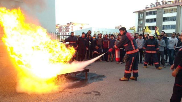 Elazığ’da yurtta yangın tatbikatı yapıldı