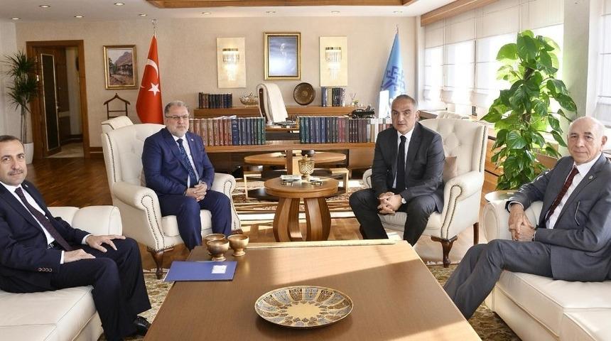 Van milletvekillerinden Bakan Ersoy&rsquo;a ziyaret